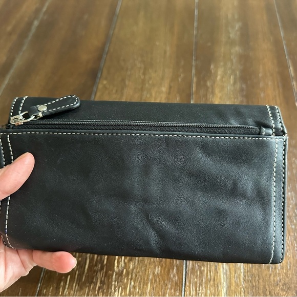 Vintage Coach tri fold wallet & checkbook holder - Picture 14 of 14